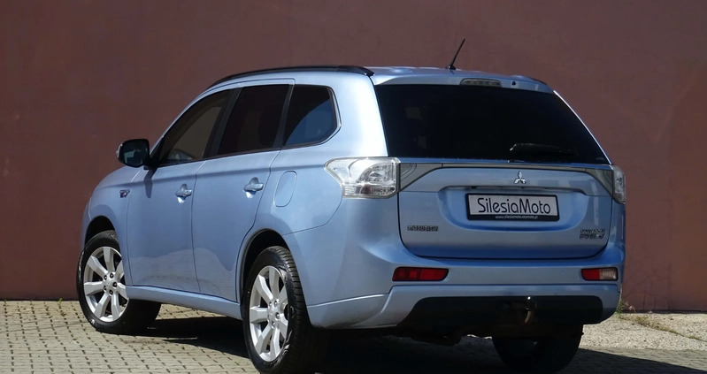 Mitsubishi Outlander cena 55900 przebieg: 212800, rok produkcji 2013 z Mikołów małe 92
